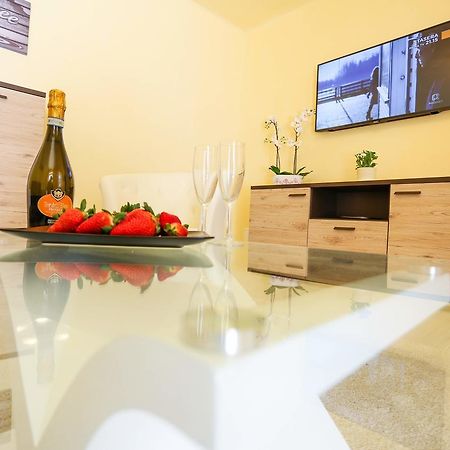 Bed and Breakfast Casa Filippini Fossombrone Exterior foto